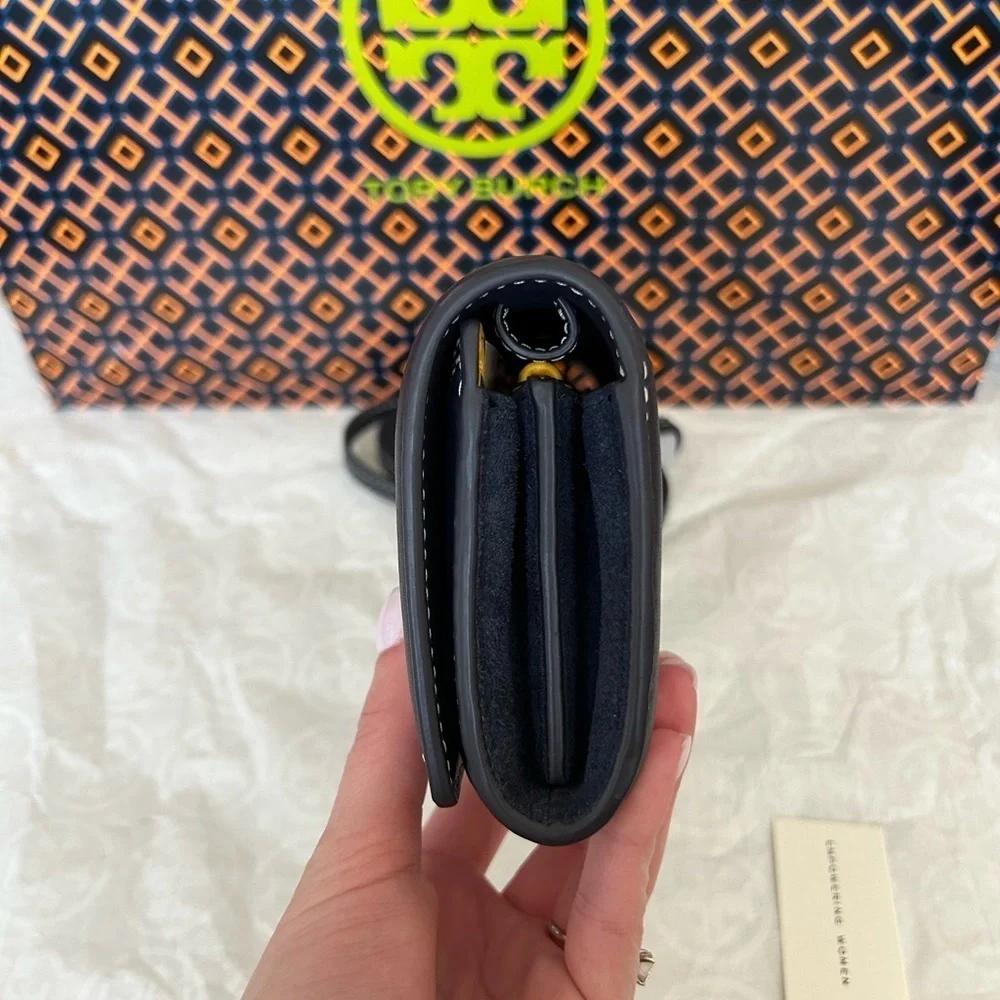 Tory Burch tory burch